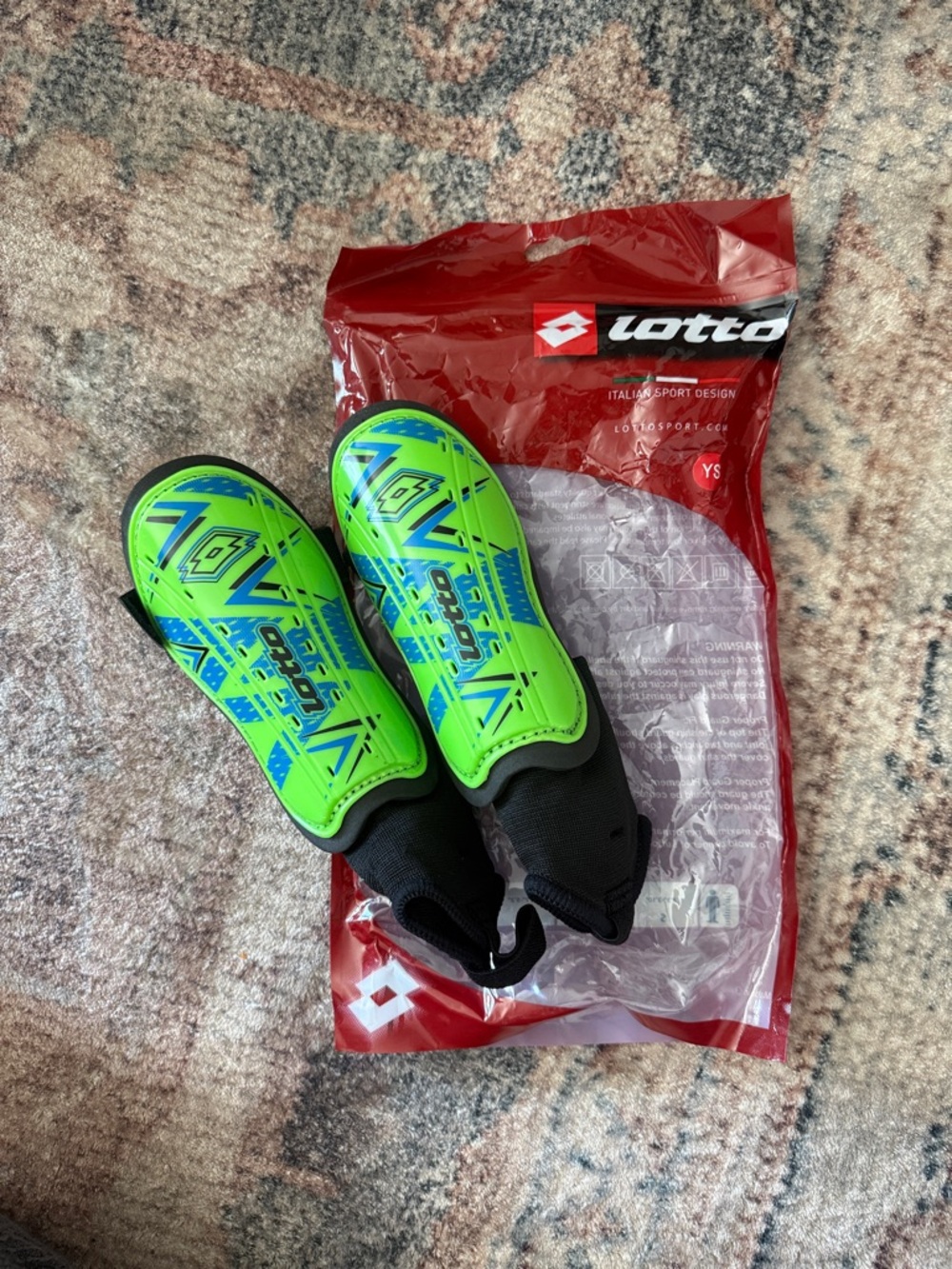 Lotto Kids Neon Green Soccer Shin Guards YOUTH SMALL